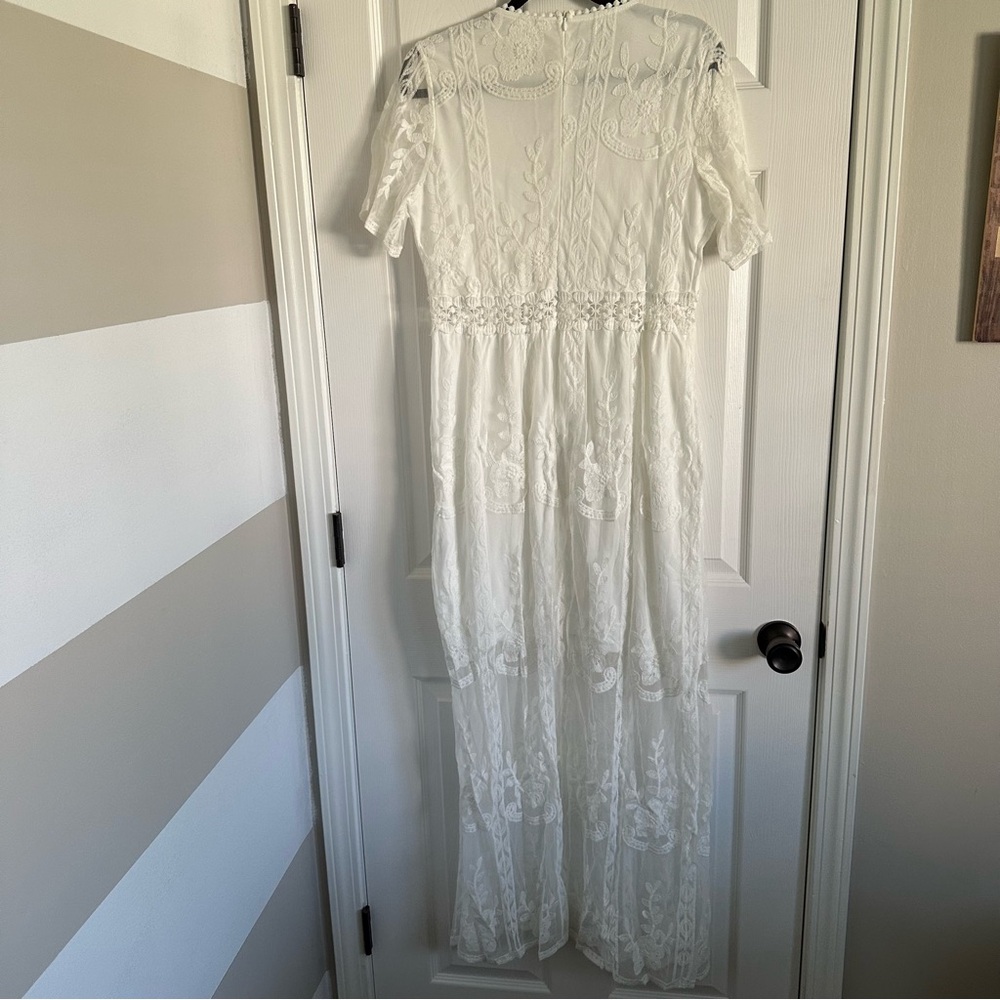 Fairsweety V-Neck Lace Maxi Wedding Dress - Size Large - Picture 10 of 12